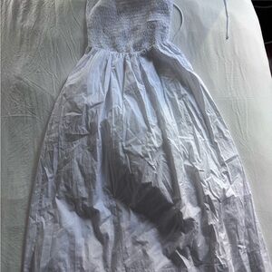 White Sleeveles Dress